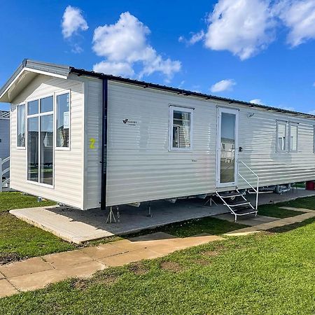 Lovely 8 Berth Caravan For Hire At Barmston Beach Holiday Park Ref 62002O Hotel Lund Bagian luar foto