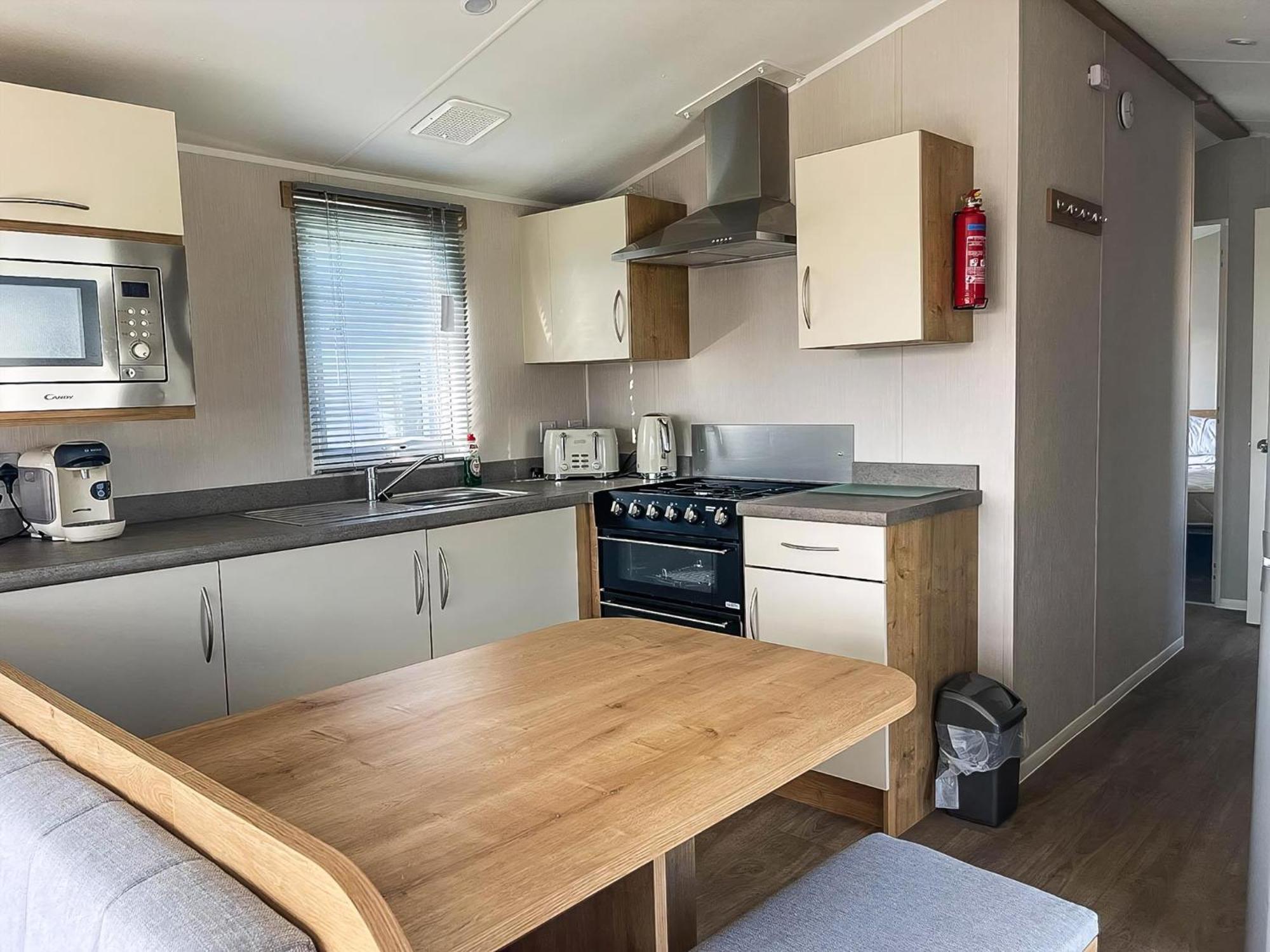 Lovely 8 Berth Caravan For Hire At Barmston Beach Holiday Park Ref 62002O Hotel Lund Bagian luar foto